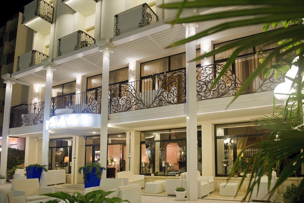 Hotel Baby B&B Milano Marittima Zewnętrze zdjęcie