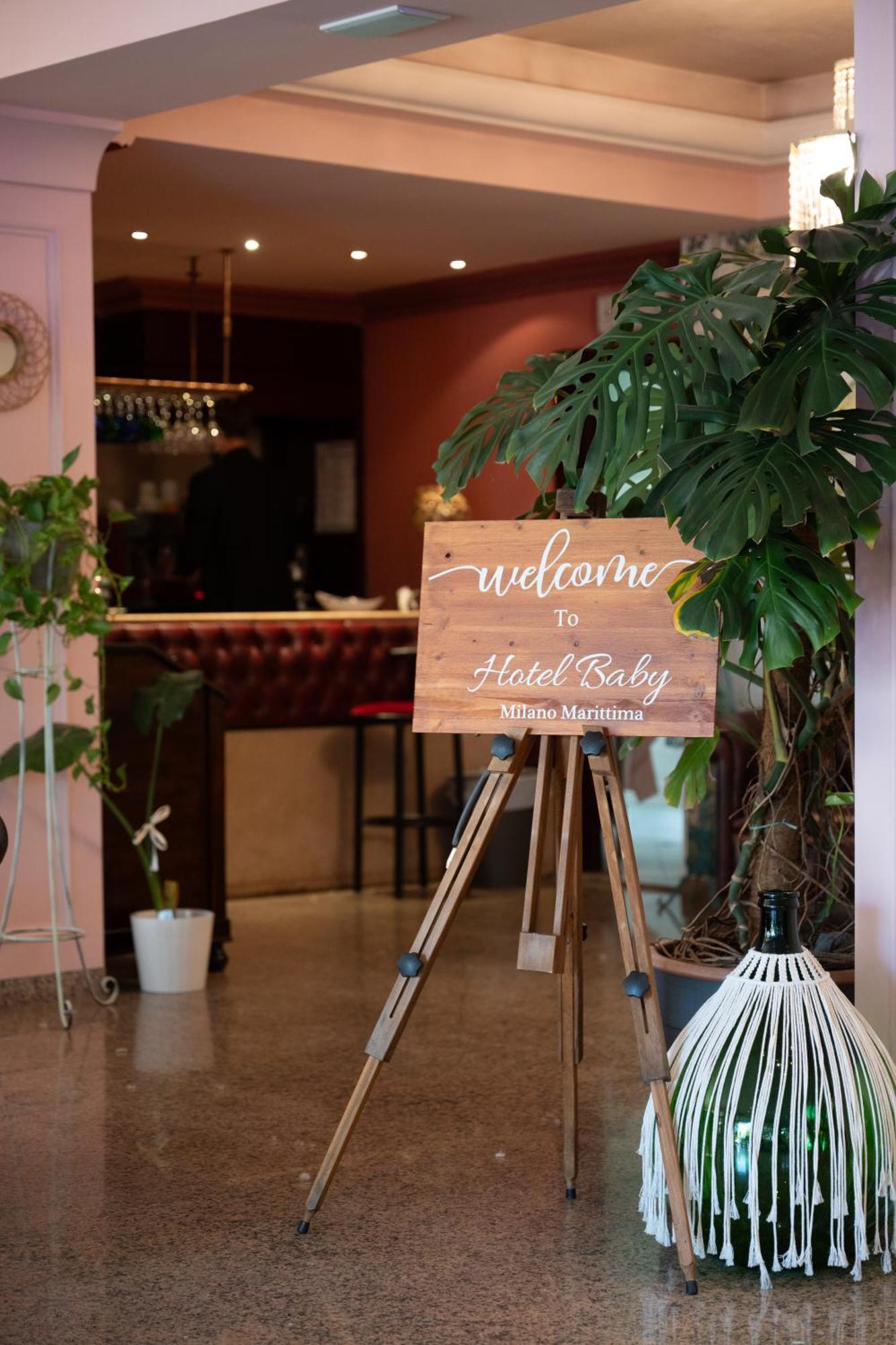 Hotel Baby B&B Milano Marittima Zewnętrze zdjęcie